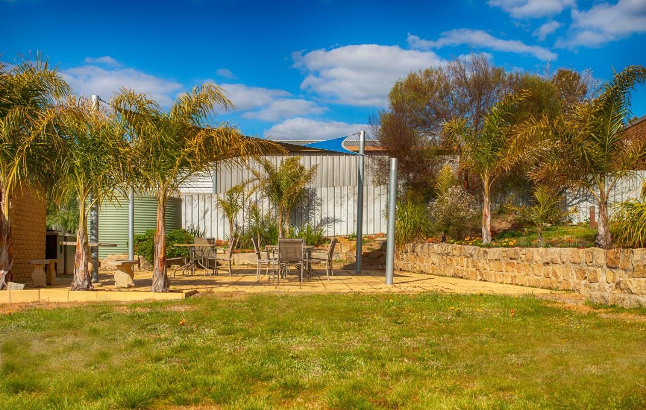 Hi Way Eight Motor Inn Stawell Dış mekan fotoğraf